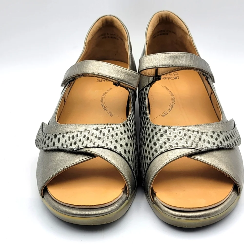 Ziera Stylish Women's‎ Silver Peep-Toe Shoes Size 42W; US 11.5. #1484